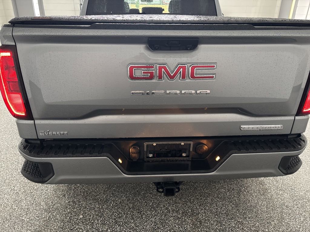 Used 2025 GMC Sierra 1500 Elevation image 4