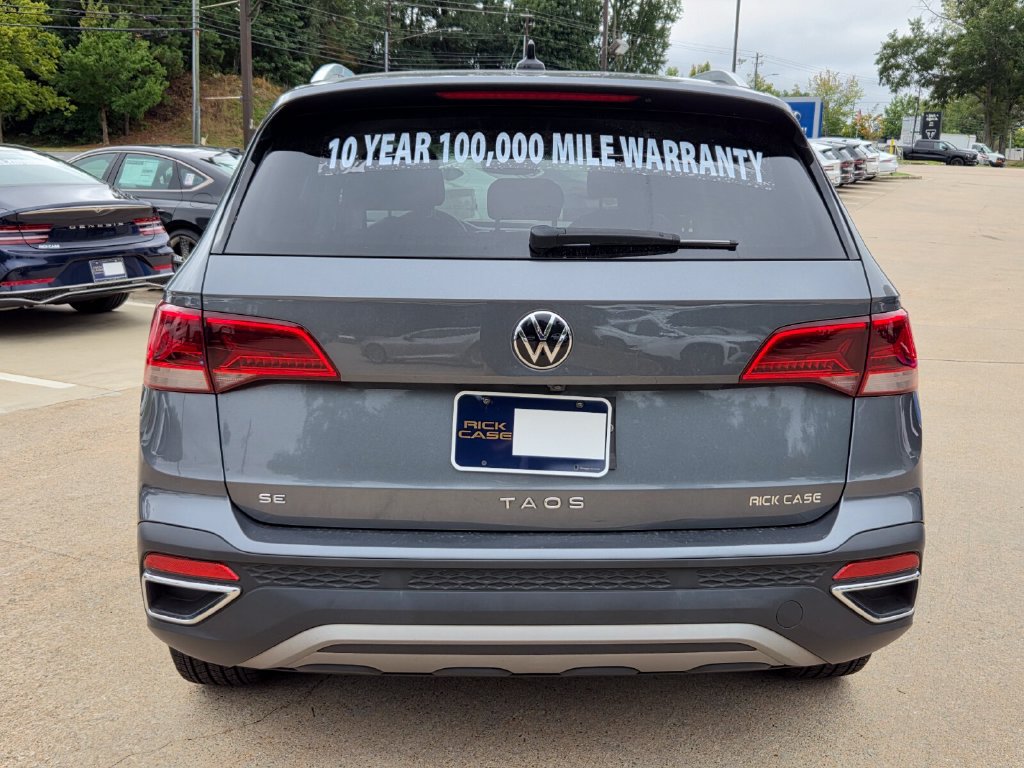 Used 2023 Volkswagen Taos SE FWD image 7