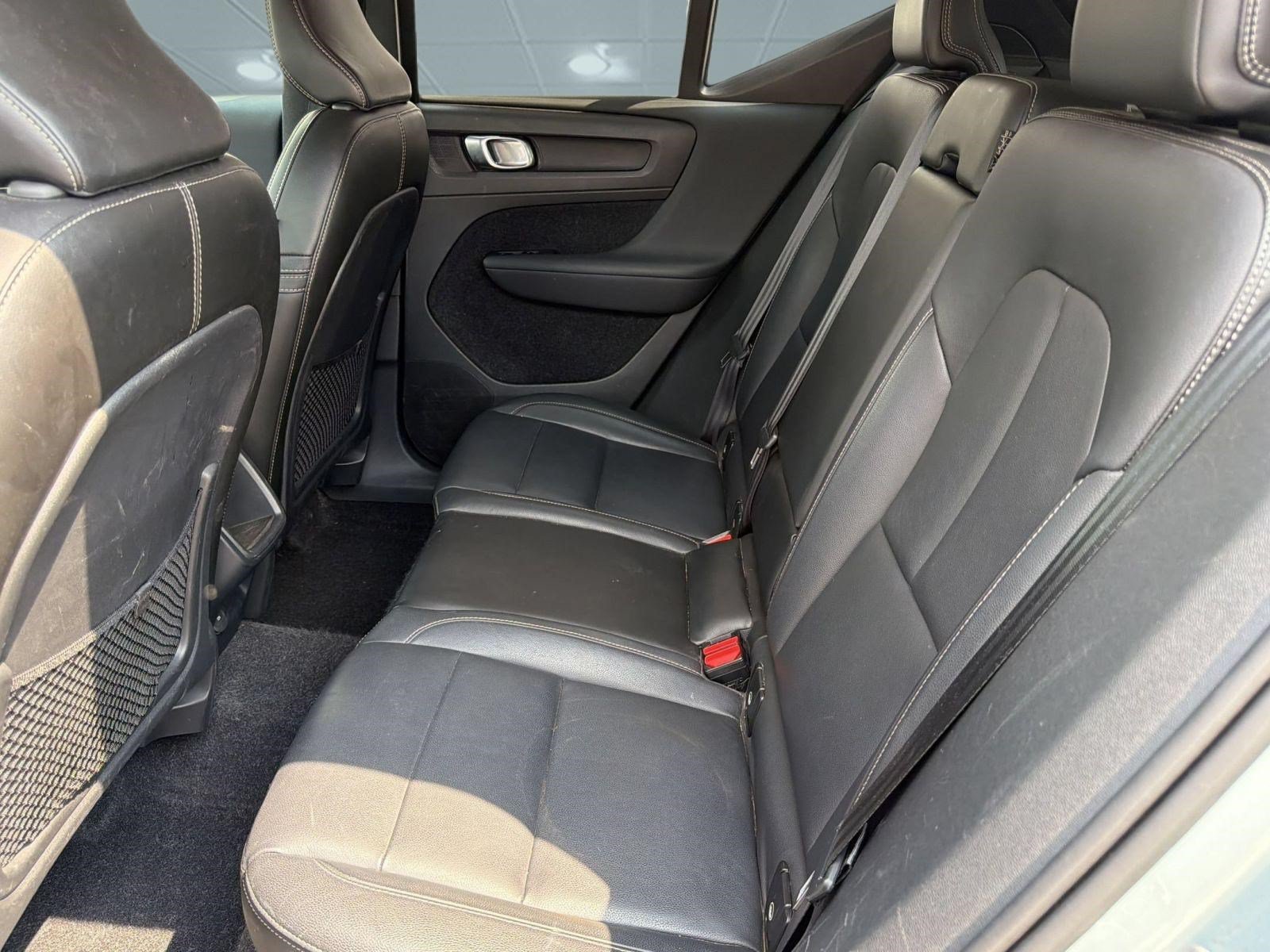 Used 2019 Volvo XC40 T5 Momentum AWD/4WD image 19