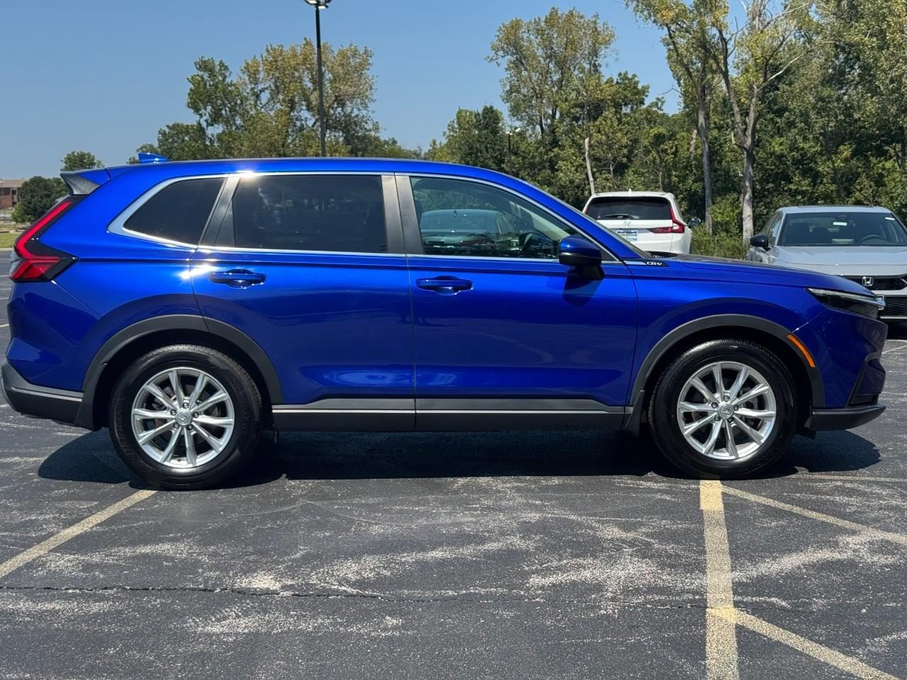 Certified 2025 Honda CR-V EX image 3