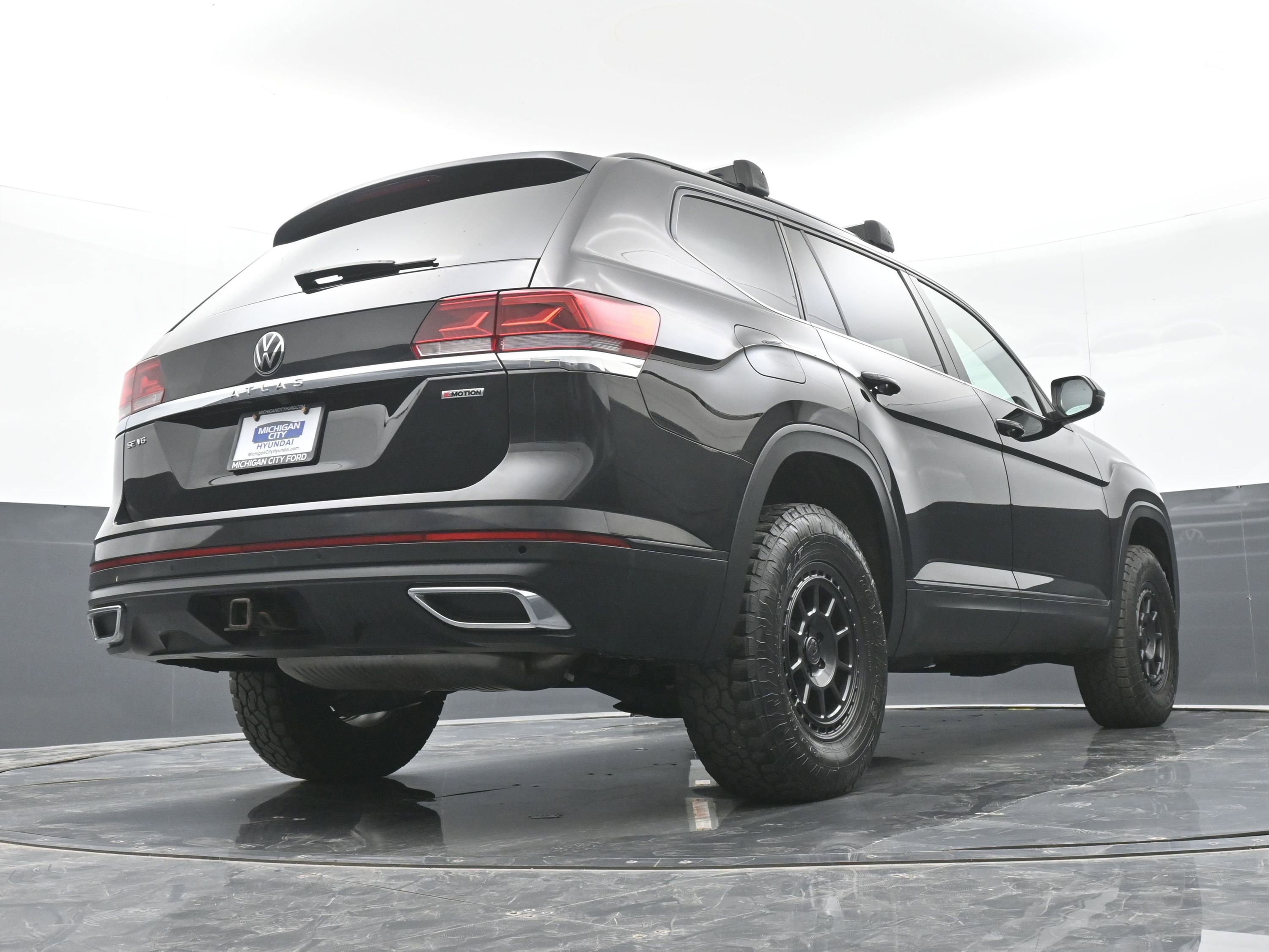Used 2021 Volkswagen Atlas SE w/ Panoramic Sunroof Package AWD/4WD image 41