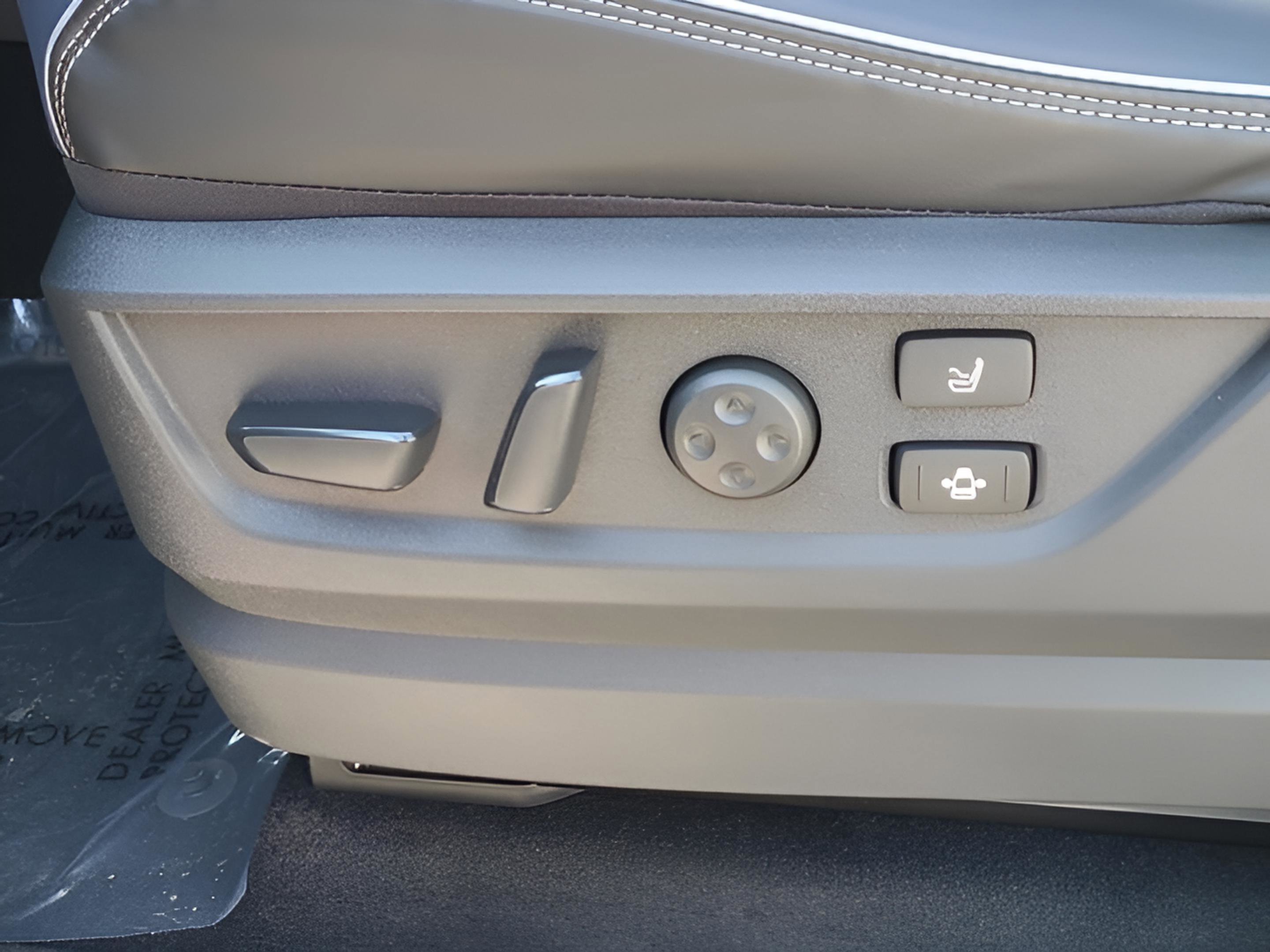 New 2026 INFINITI QX80 4WD w/ Sport Exterior Package image 24