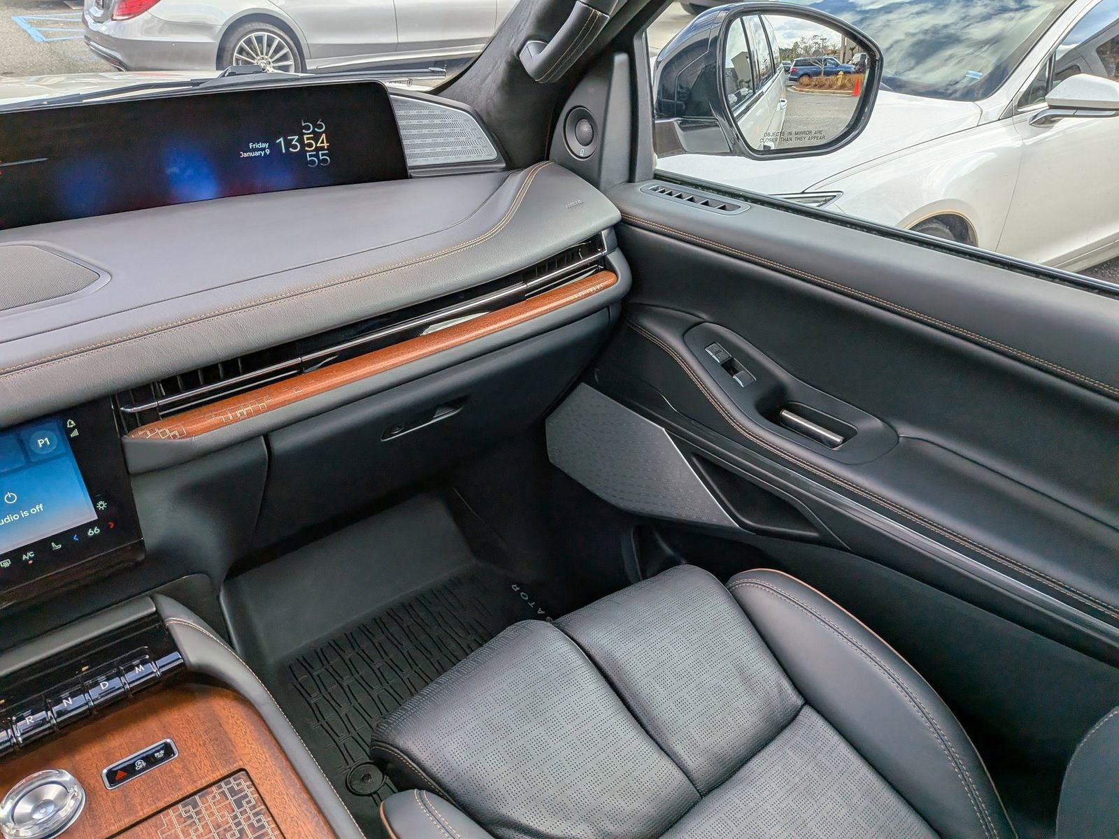 Used 2025 Lincoln Navigator L Black Label image 22