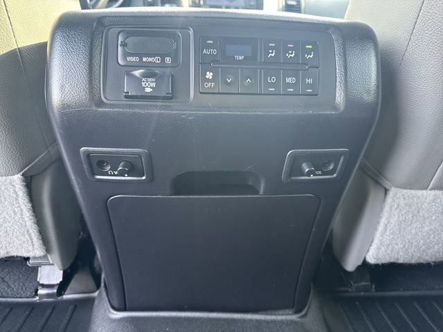 Used 2020 Toyota Sequoia Platinum image 24