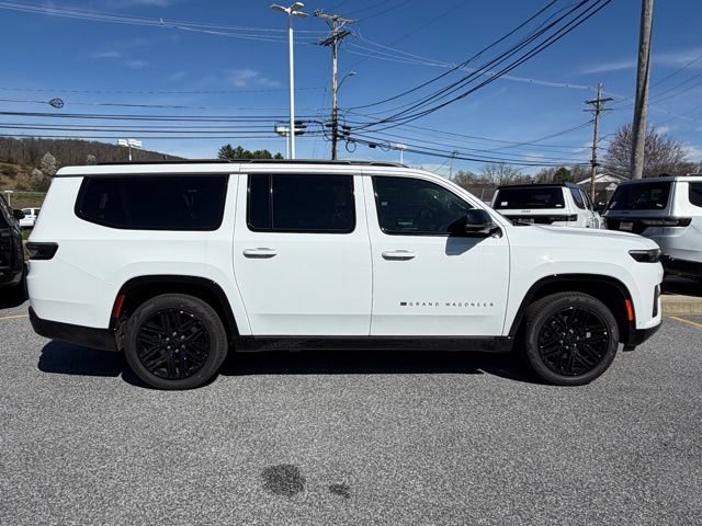 New 2026 Jeep Grand Wagoneer L Limited AWD/4WD image 9