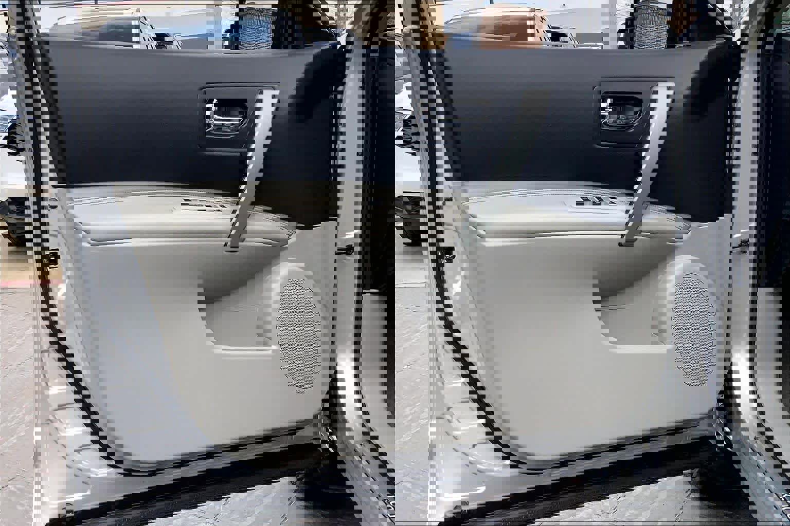 Used 2012 Nissan Rogue SL image 19