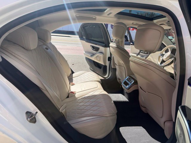 Used 2021 Mercedes-Benz S 580 4MATIC Sedan w/ AMG Line image 27