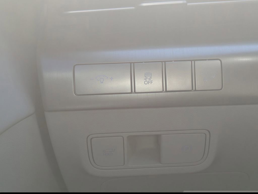 New 2025 Hyundai Kona Limited AWD/4WD image 26