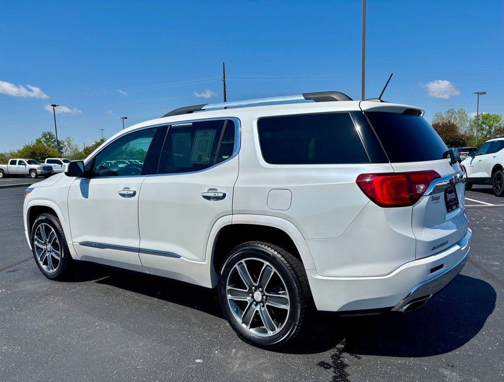 Used 2017 GMC Acadia Denali AWD/4WD image 5