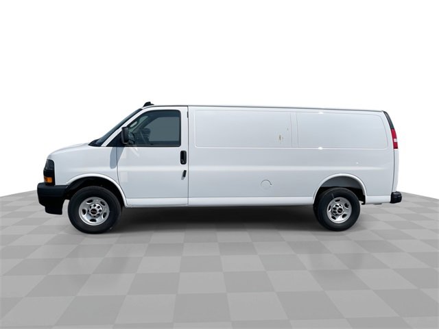 New 2025 GMC Savana 2500 Extended w/ Enhanced Convenience Package