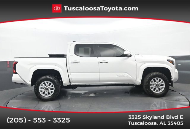 Used 2024 Toyota Tacoma SR5 AWD/4WD image 1