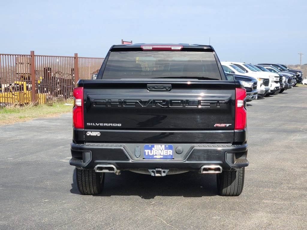 Used 2023 Chevrolet Silverado 1500 RST w/ Z71 Off-Road Package image 6