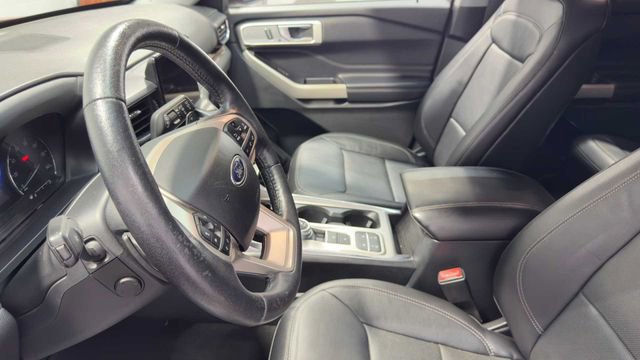 Used 2020 Ford Explorer Limited image 23