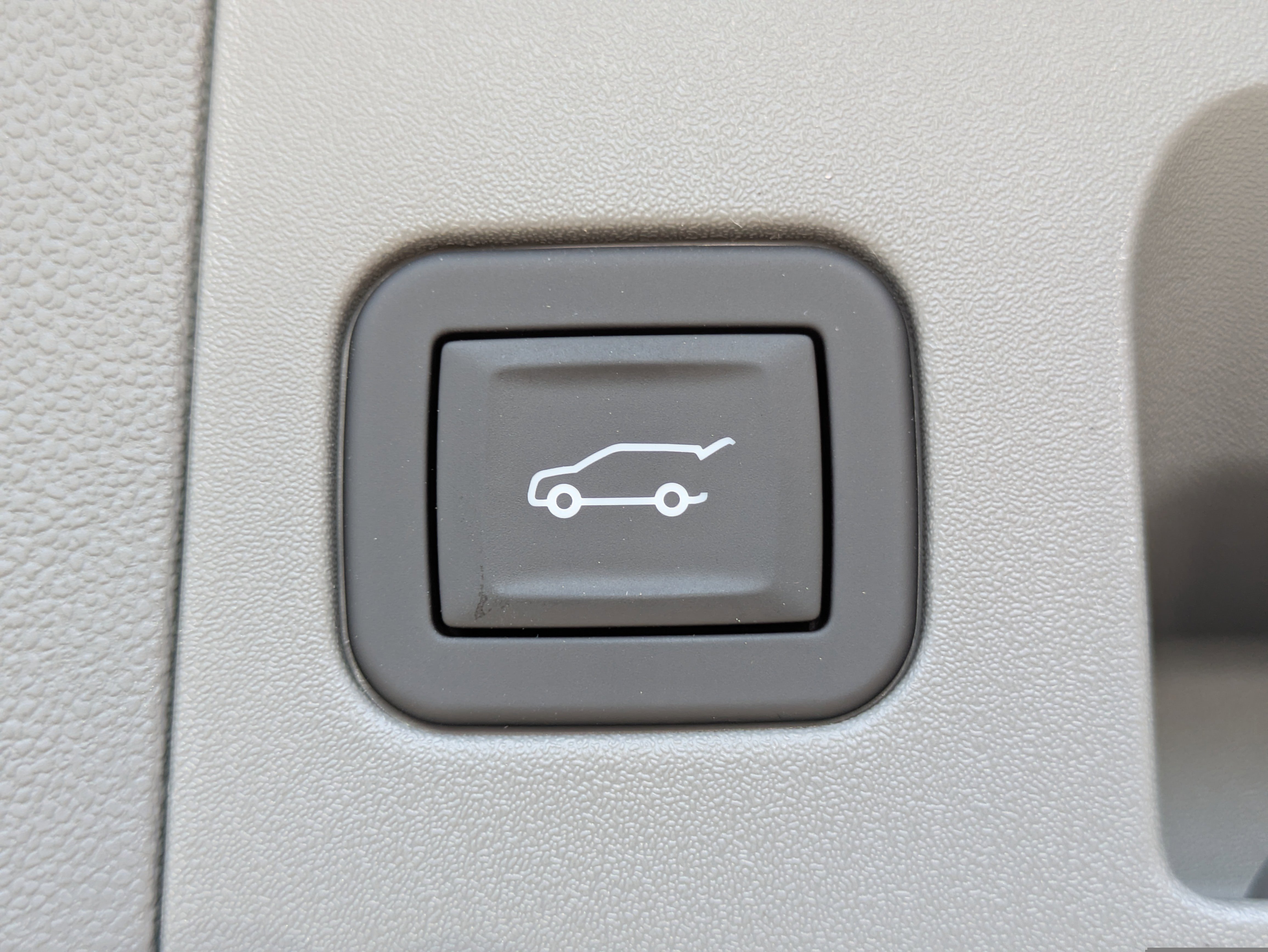 New 2026 Cadillac XT5 Premium Luxury w/ LPO, ONYX Package FWD image 8