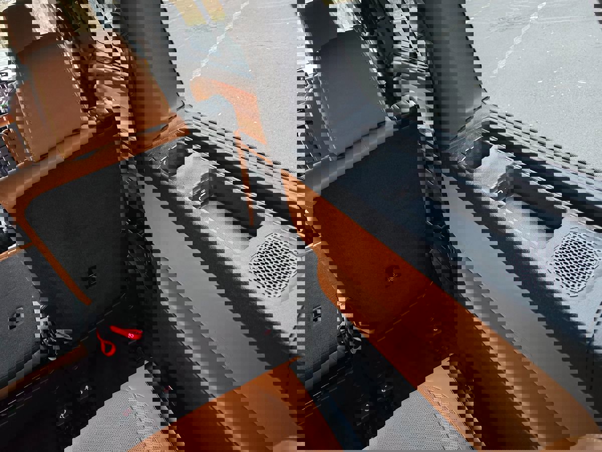 Used 2025 Volkswagen ID. Buzz Pro S image 62