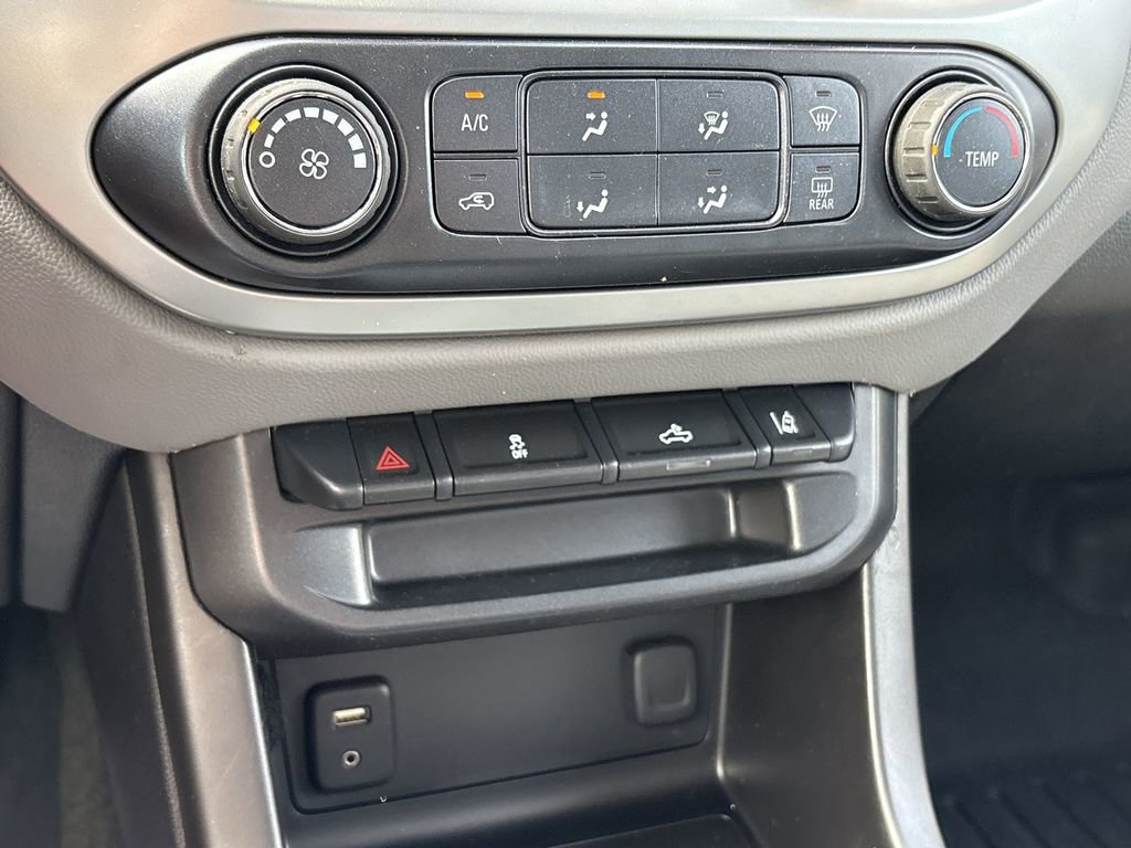 Used 2016 Chevrolet Colorado LT w/ LT Convenience Package image 19
