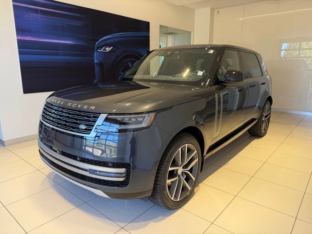 New 2025 Land Rover Range Rover Long Wheelbase SE