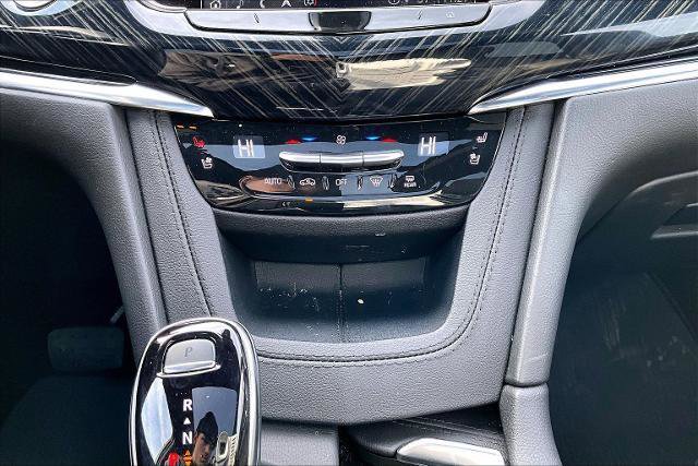 Used 2023 Cadillac XT6 Premium Luxury w/ Technology Package image 15