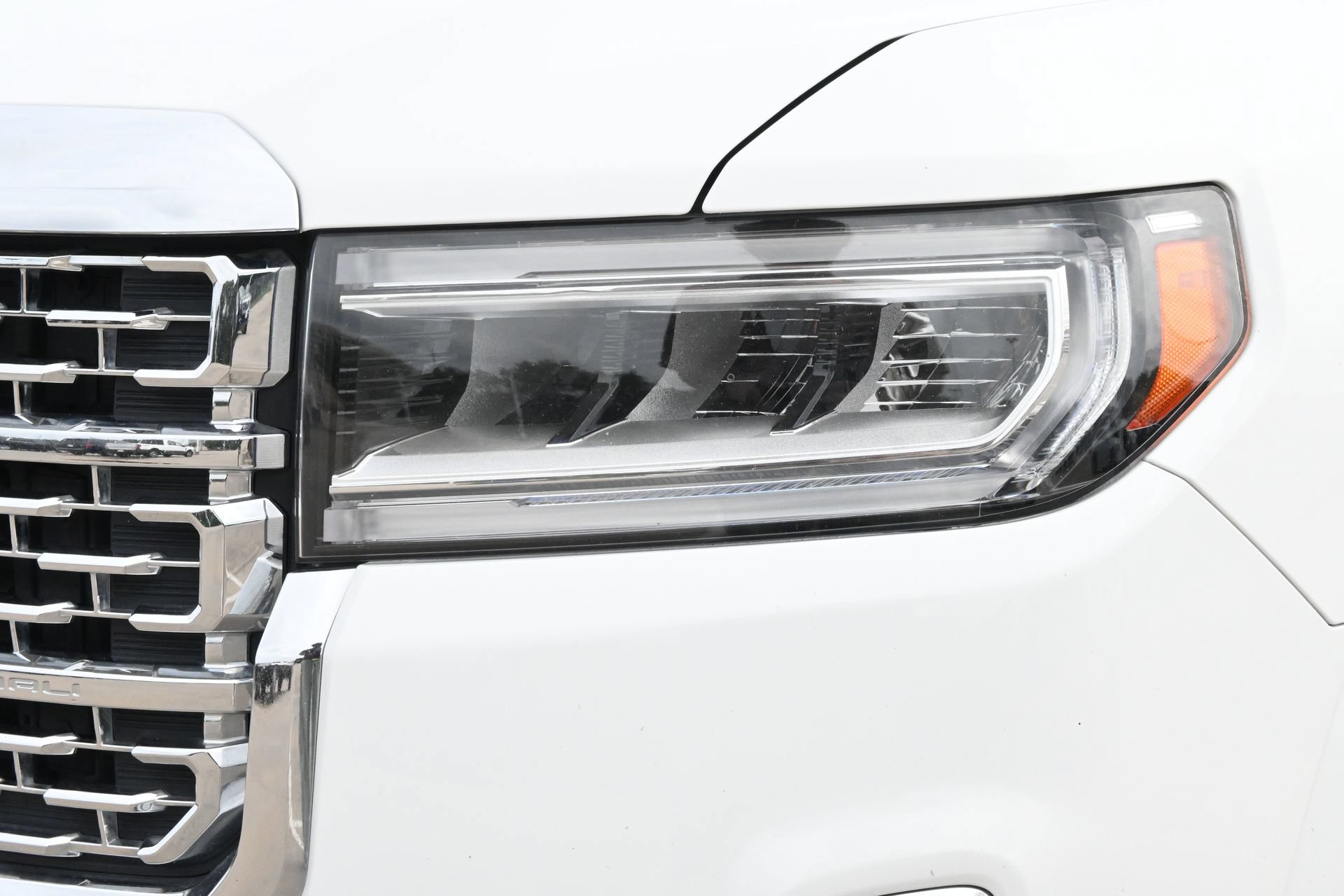 Used 2023 GMC Acadia Denali AWD/4WD image 29