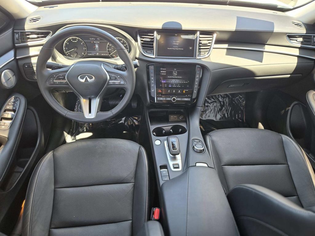 Used 2024 INFINITI QX50 Luxe AWD/4WD image 10