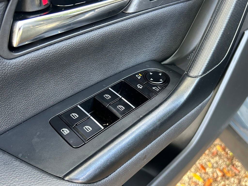 Used 2023 MAZDA CX-50 AWD 2.5 S w/ Cargo Package image 22