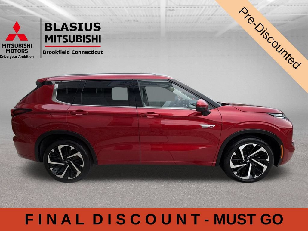 Used 2023 Mitsubishi Outlander SEL AWD/4WD image 7