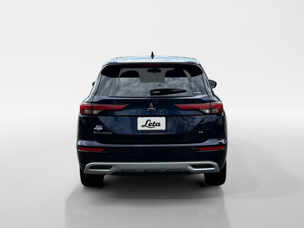 Used 2024 Mitsubishi Outlander SE AWD/4WD image 5