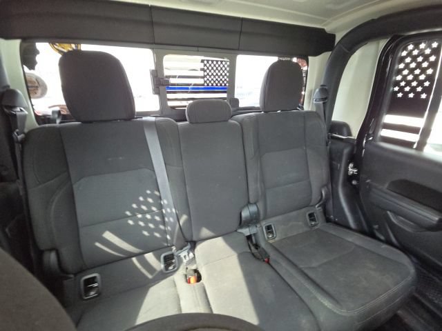 Used 2023 Jeep Gladiator Sport AWD/4WD image 24