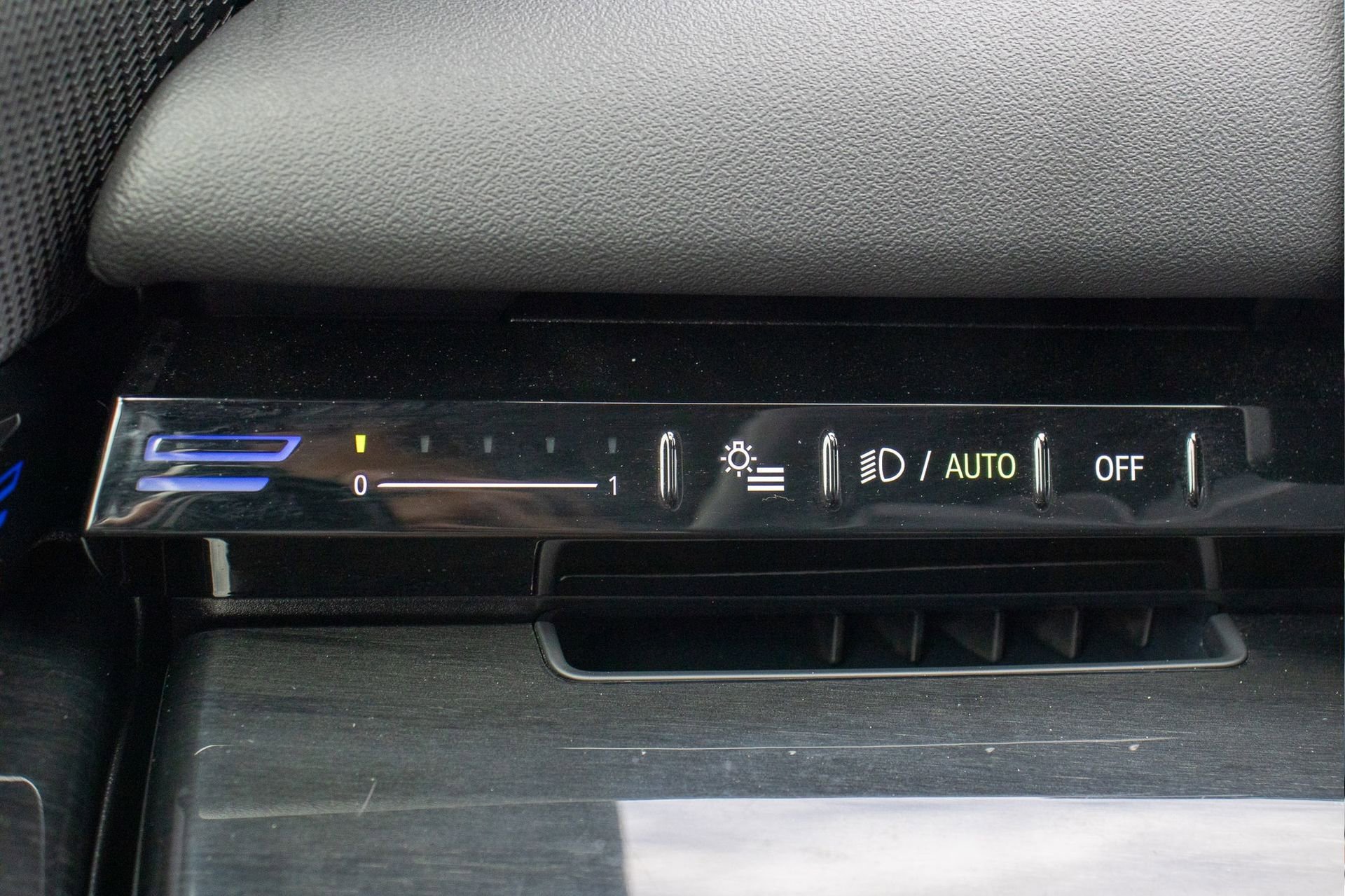 Used 2024 BMW 530i image 28