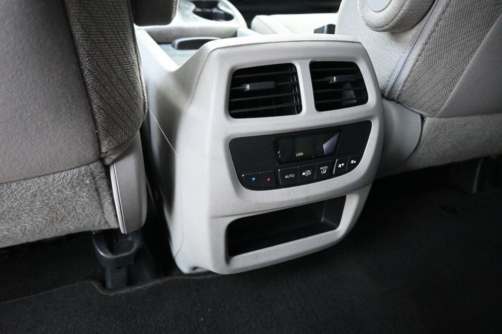 Used 2017 Honda Pilot EX image 14