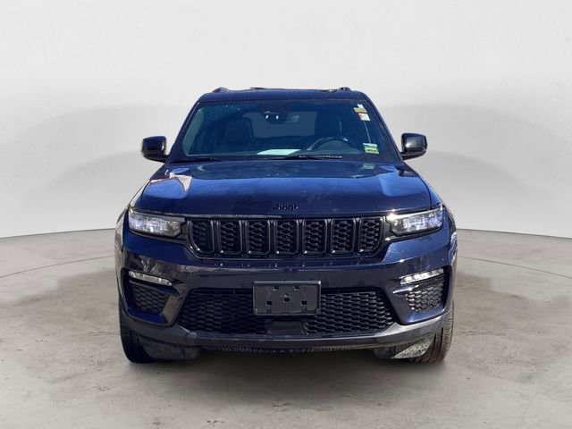 Used 2024 Jeep Grand Cherokee Limited w/ Black Appearance Package image 8