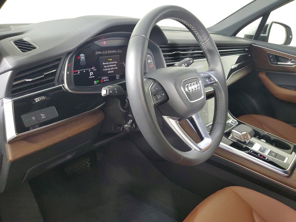 Used 2025 Audi Q7 2.0T Premium image 23