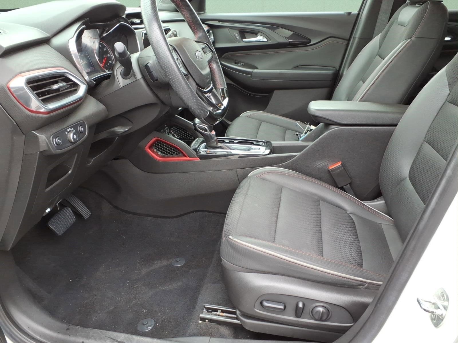 Used 2021 Chevrolet TrailBlazer RS w/ Sun and Liftgate Package AWD/4WD image 15