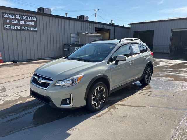 Used 2017 Subaru Crosstrek 2.0i Premium AWD/4WD image 3