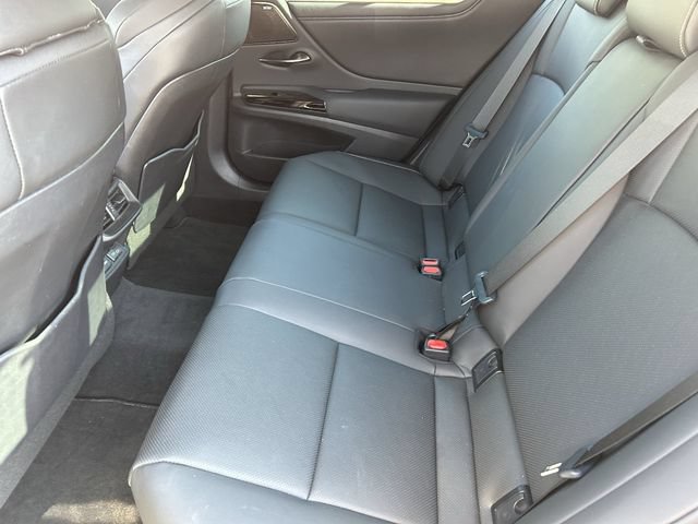 Used 2024 Lexus ES 300h F Sport w/ Accessory Package (Z1) FWD image 19