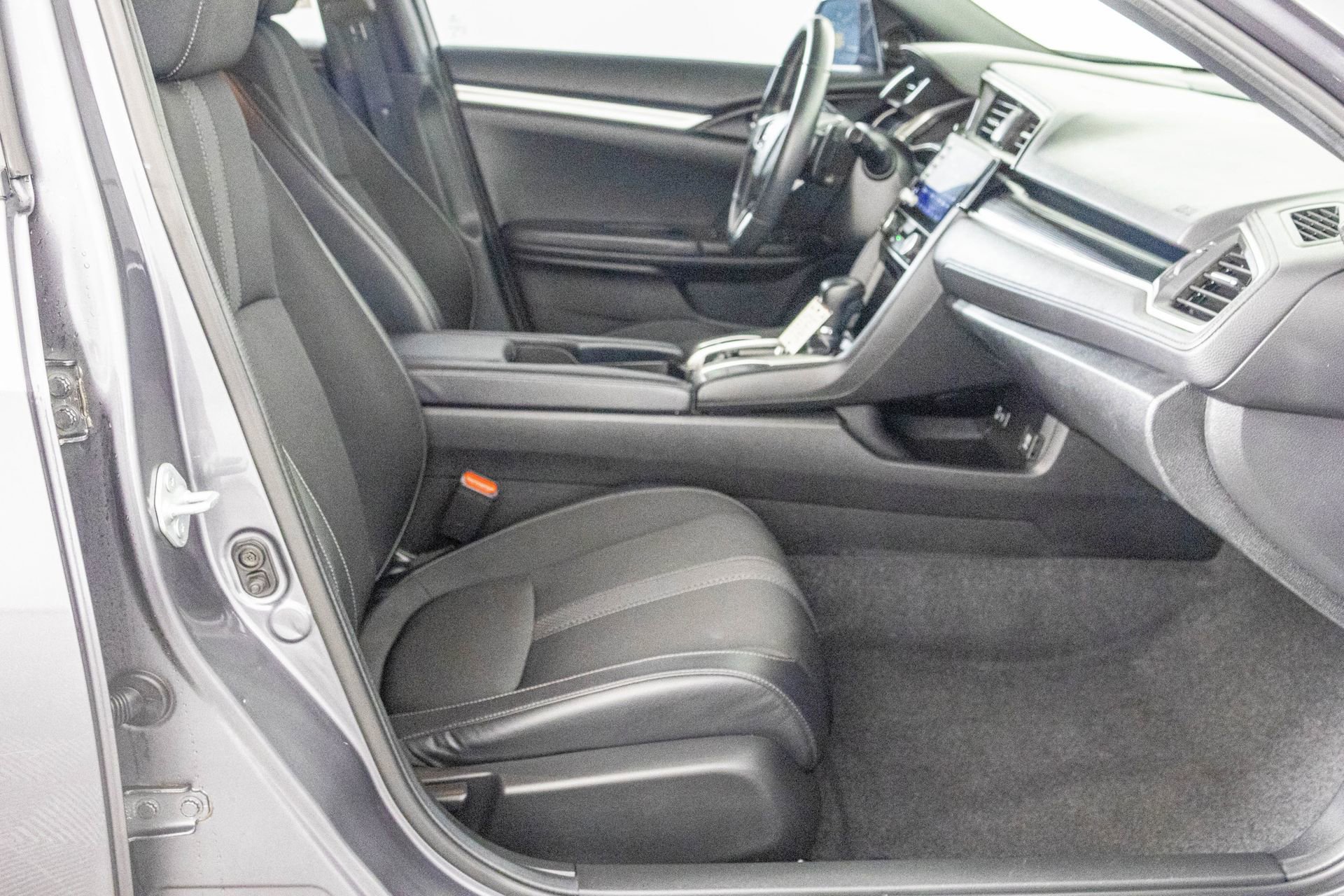 Used 2021 Honda Civic Sport image 43