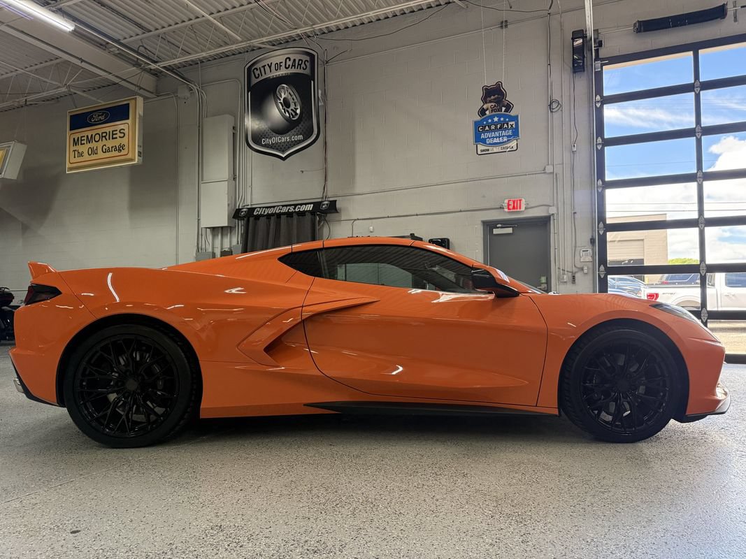 Used 2022 Chevrolet Corvette Stingray Preferred Cpe w/ Z51 Performance Package RWD image 7
