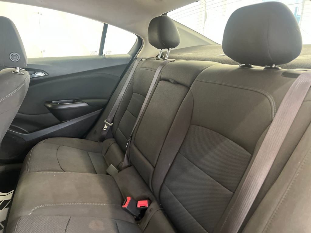 Used 2016 Chevrolet Cruze LT image 32