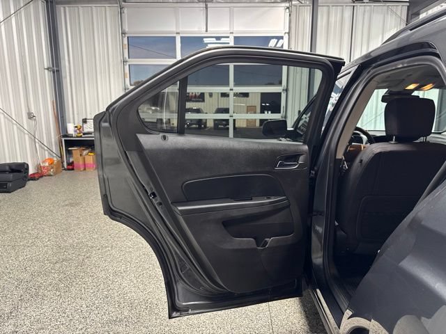 Used 2017 Chevrolet Equinox LT w/ Convenience Package FWD image 14