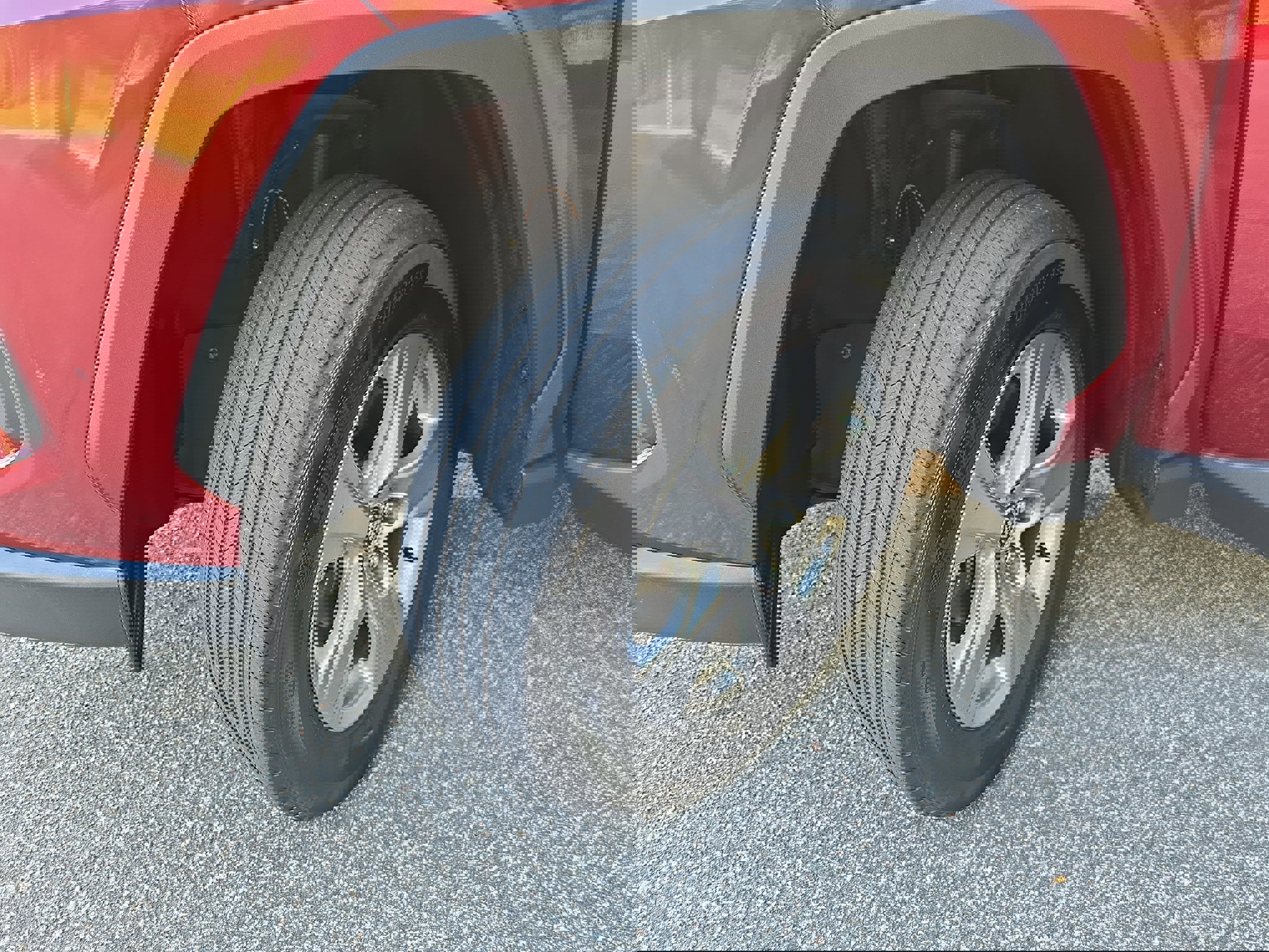 Used 2022 Toyota RAV4 XLE image 30