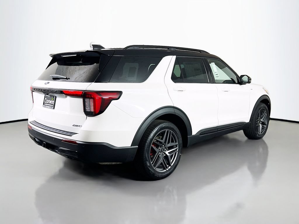 New 2026 Ford Explorer ST-Line w/ ST-Line Street Pack AWD/4WD image 16