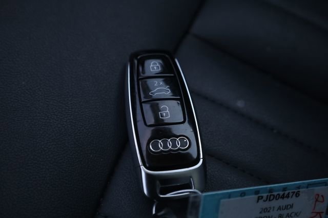 Used 2021 Audi e-tron Premium w/ Convenience Plus Package image 25