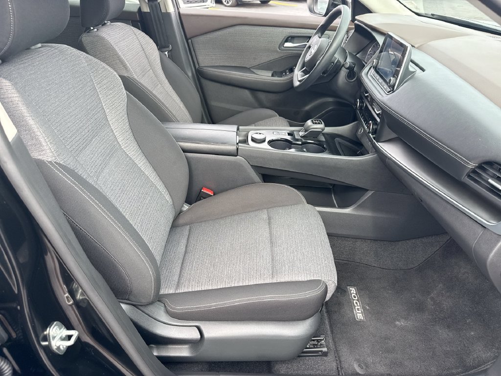 Used 2023 Nissan Rogue SV AWD/4WD image 28