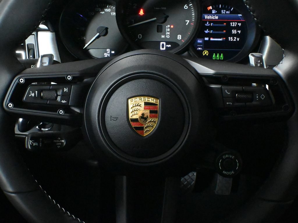 Used 2026 Porsche Macan AWD/4WD image 19