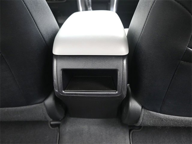 Used 2017 Toyota Camry SE image 29