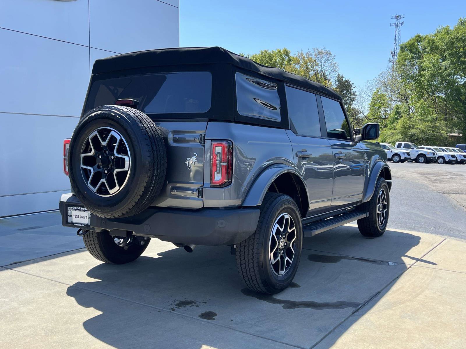 Used 2024 Ford Bronco Outer Banks AWD/4WD image 4