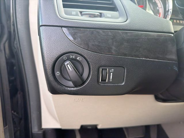 Used 2018 Dodge Grand Caravan SE image 19