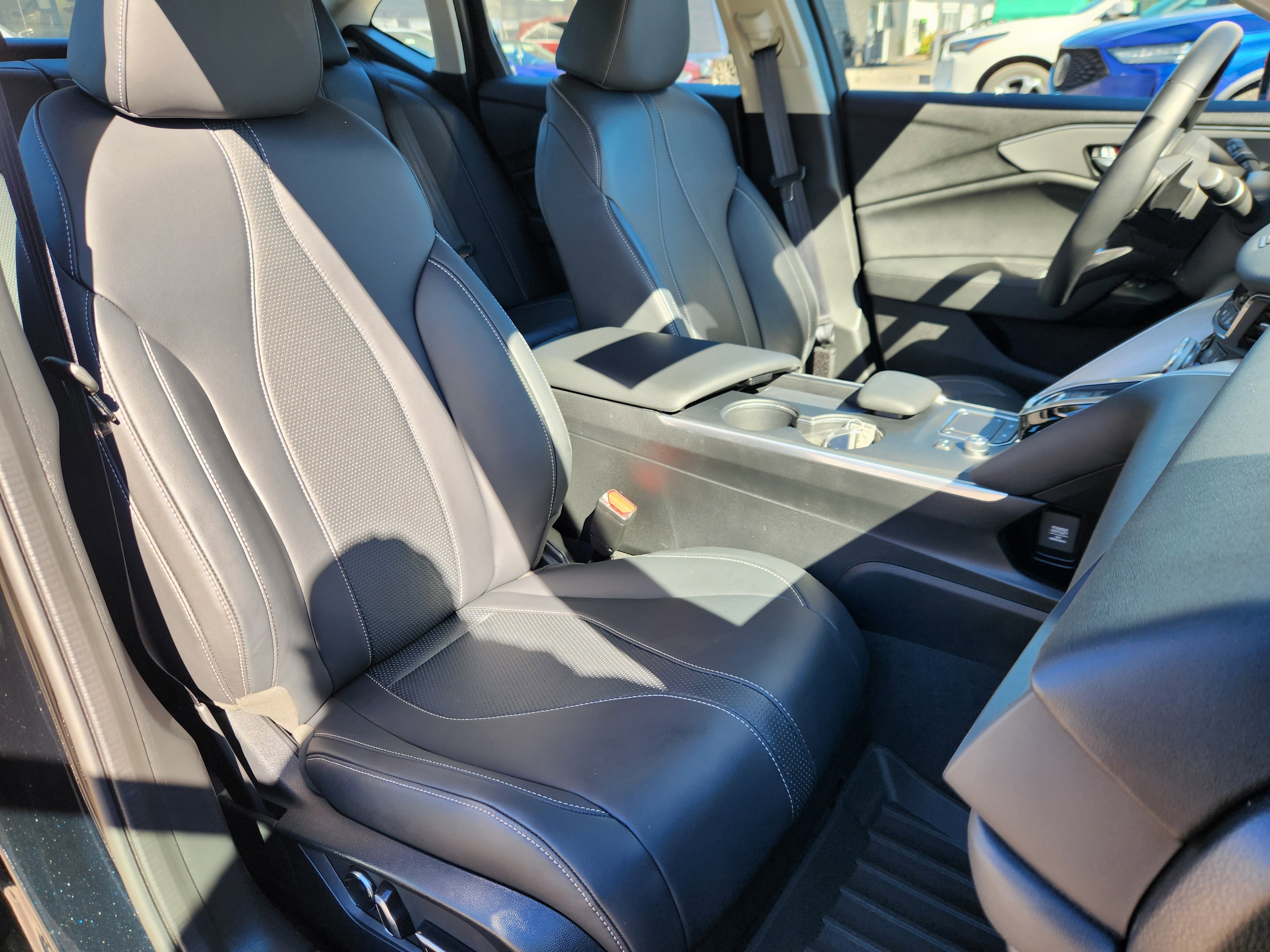 Certified 2025 Acura TLX w/ Technology Package image 15