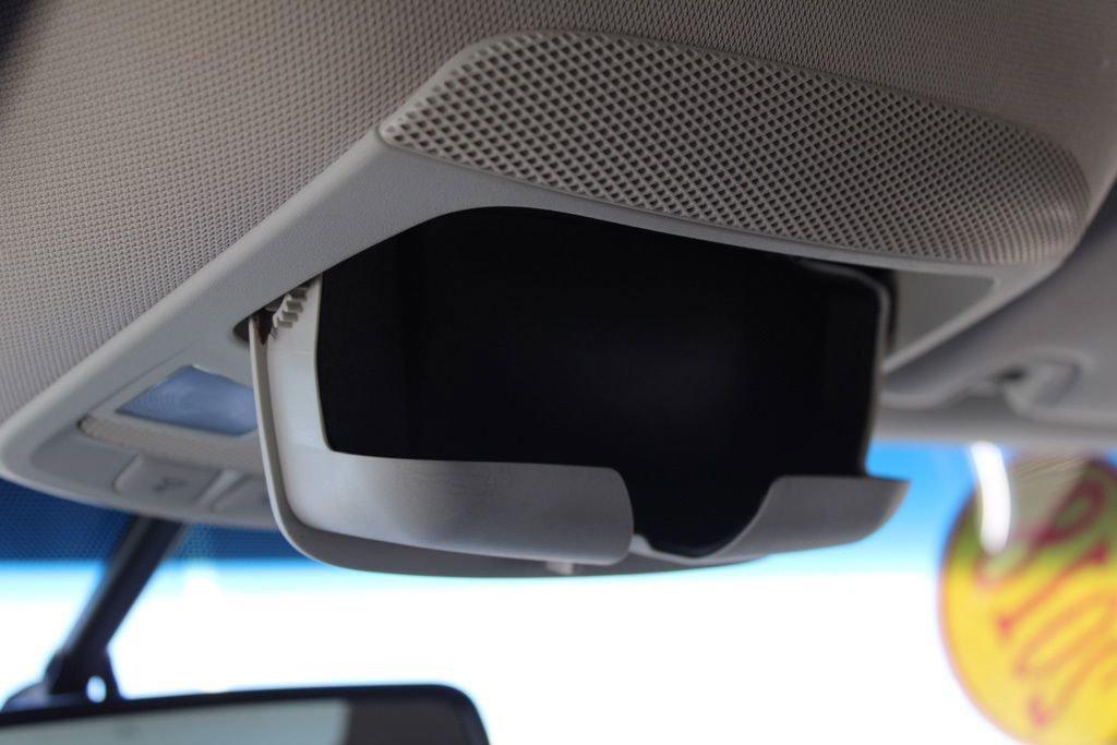 Used 2018 Ford Edge Titanium image 42