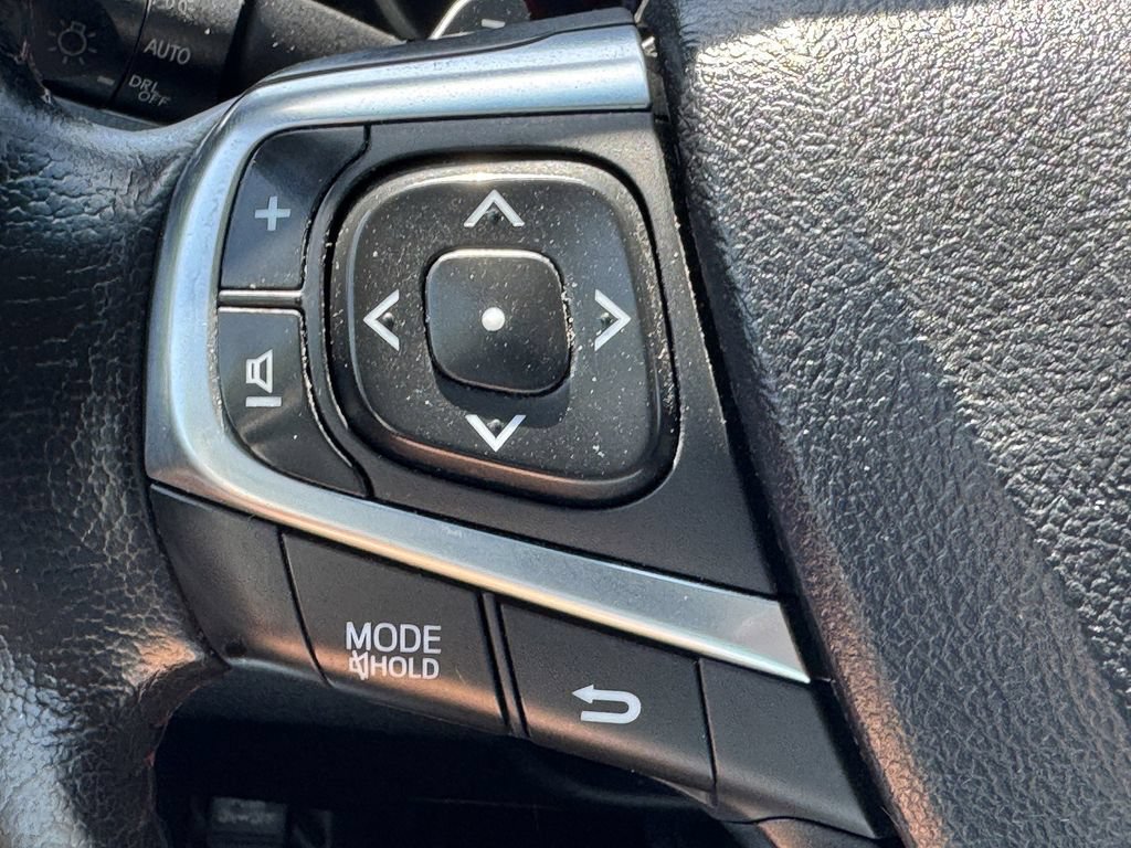 Used 2015 Toyota Camry SE FWD image 19
